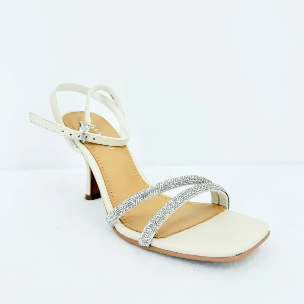 Lisa Vicky Gem V Women's Cream Square Toe Rhinestone Strap Heels Size 6M NWOB